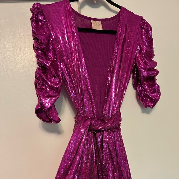 Julia Clancey Olivia Palazzo Sequin Jumpsuit with Turban - Picture 4 of 10